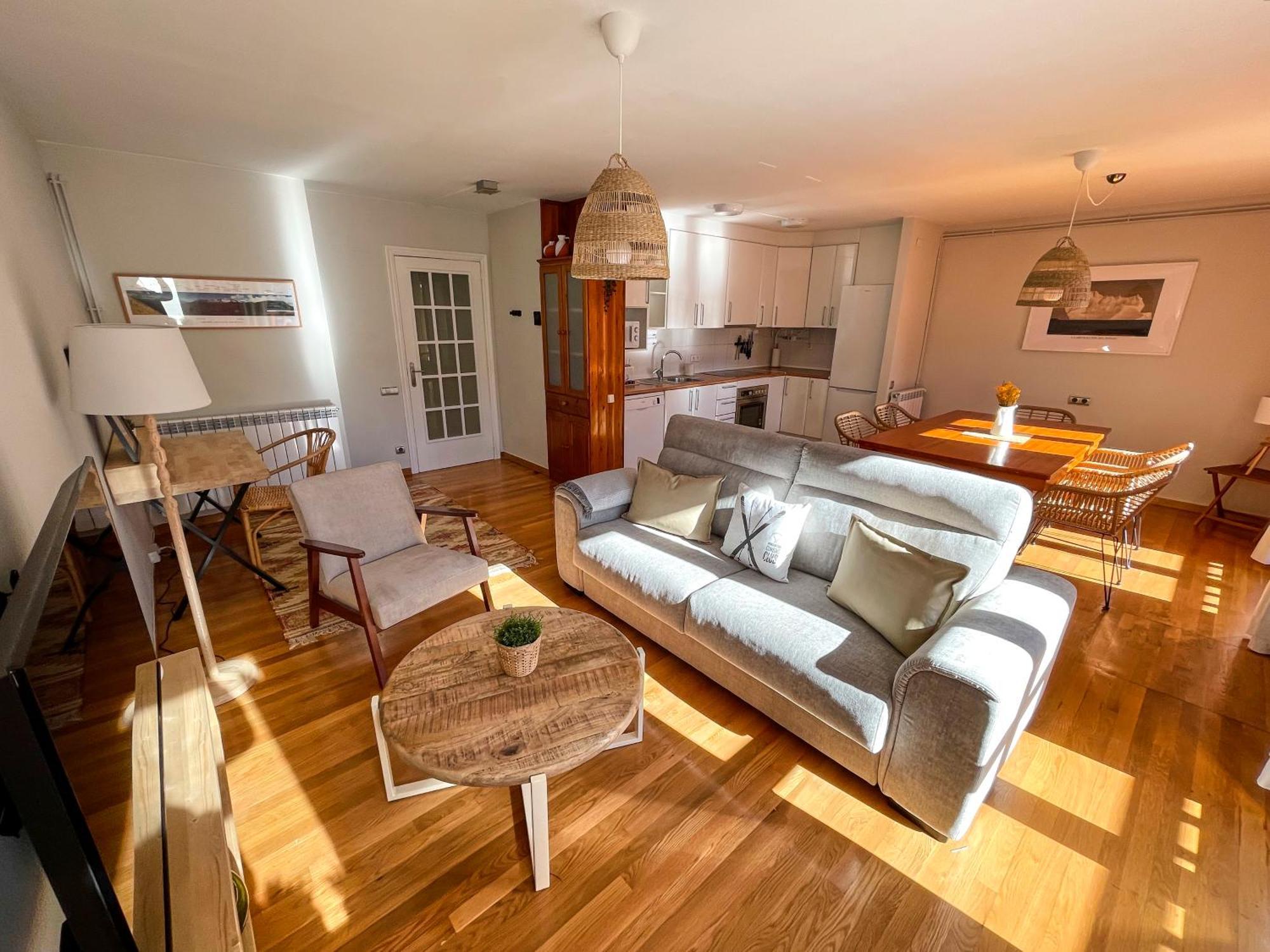 Apartamento Familiar En El Centro De Benasque Con Terraza Extérieur photo